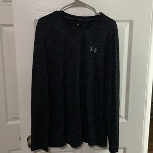 Men’s Under armour Long sleeve tee shirt